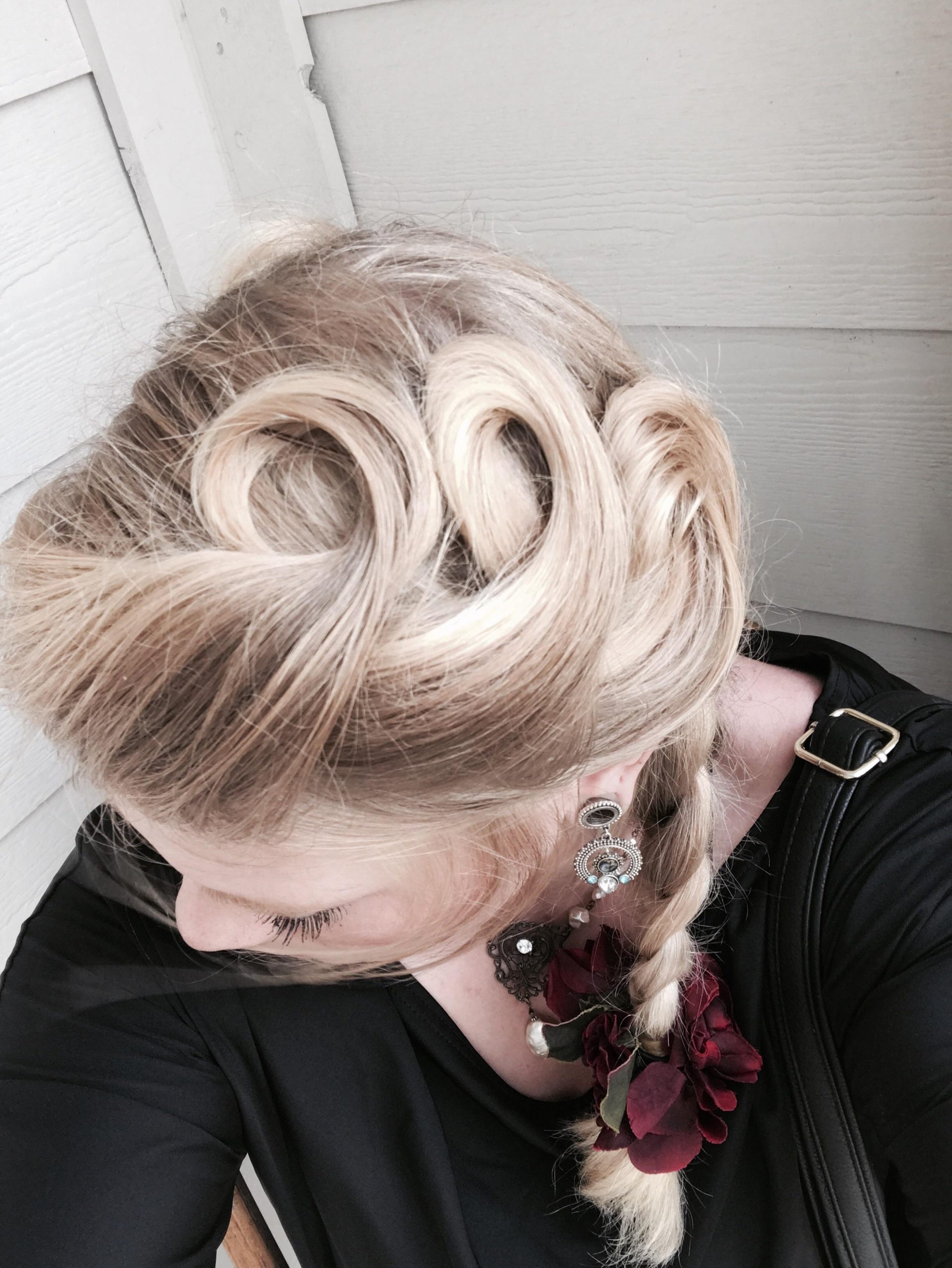 Platinum Blonde Inspiration For Vintage Victory Rolls