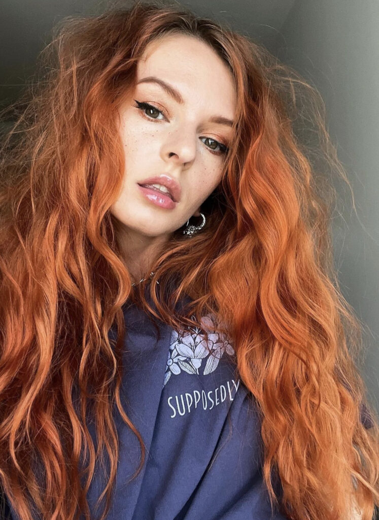 Captivating Highlights with Dimensional Copper Hair Color